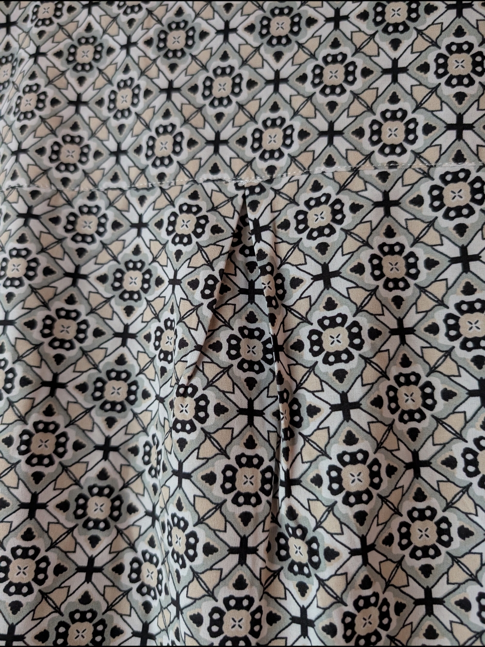 Notations Button-Front Top - Picture 13 of 13
